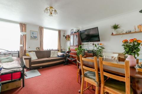106 Kennedy Avenue, Enfield, EN3 4PB