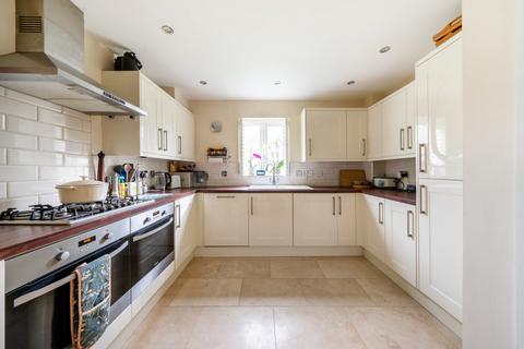 114 Avenue De Gien, Malmesbury, SN16 9GY