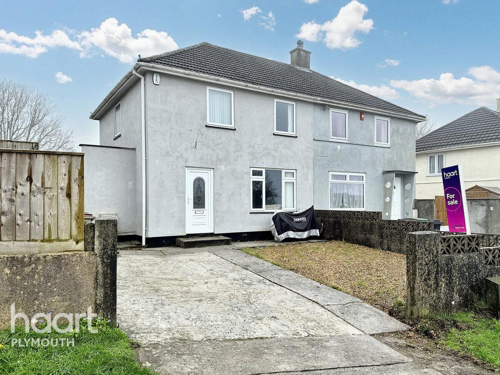 Aylesbury Crescent, Plymouth 3 bed semidetached house for sale £220,000