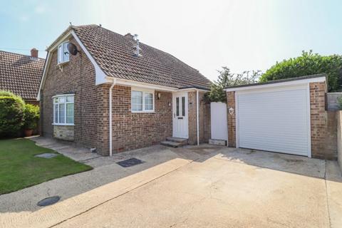 3 bedroom detached house for sale, Astrid Close, Hayling Island