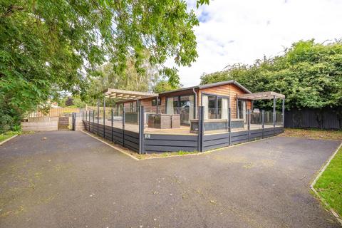 3 bedroom park home for sale, Bacton Road, North Walsham