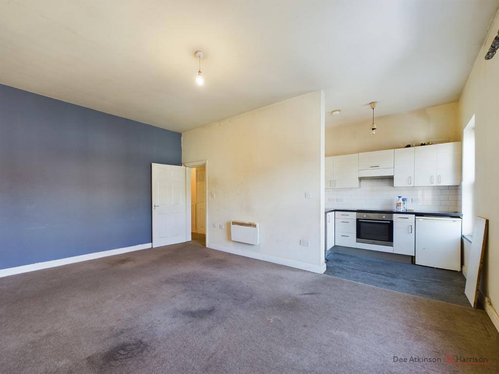 Lounge/Dining Room/Kitchen