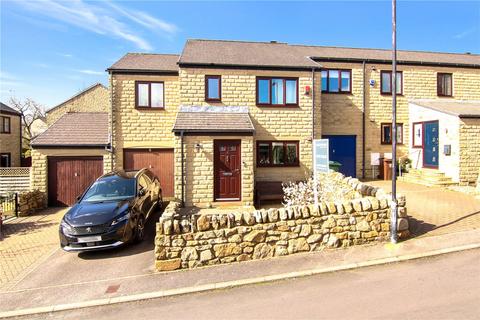 4 bedroom townhouse for sale, Buckden Court, Silsden, BD20