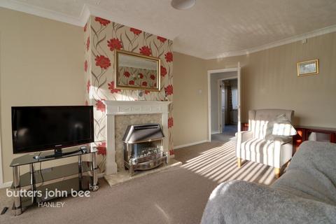 2 bedroom semi-detached bungalow for sale - Gleneagles Crescent Stoke-On-Trent ST1 6NE