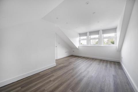2 bedroom apartment to rent, Sunningfields Crescent,  Hendon,  NW4