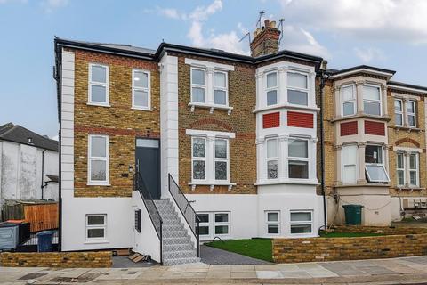 2 bedroom apartment to rent, Sunningfields Crescent,  Hendon,  NW4