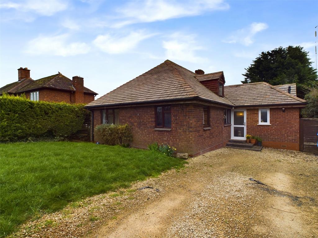 Broomhall Green, Broomhall... 3 bed bungalow for sale £375,000