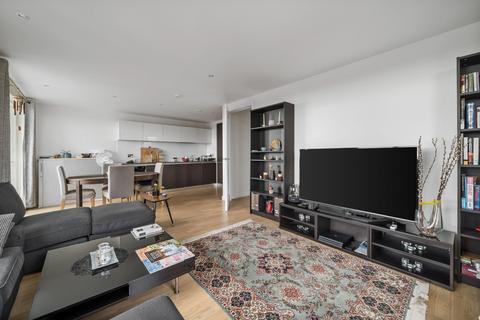 3 bedroom flat to rent, Pump House Crescent, Brentford, TW8