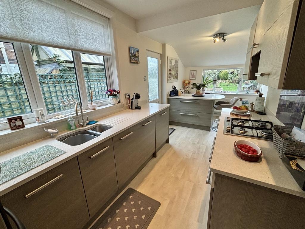 Breakfast /kitchen