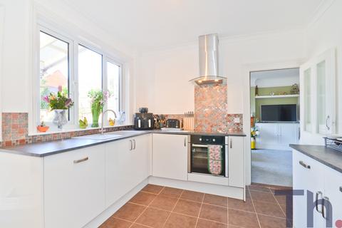 3 bedroom semi-detached house for sale, Newport PO30