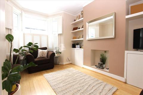 1 bedroom flat to rent - Bury Street, London, N9