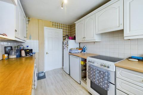 14 Bourne Close, Laindon, Basildon, SS15 6DZ