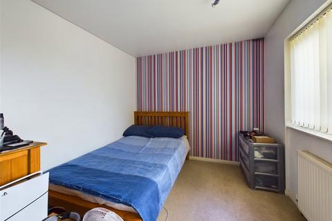 14 Bourne Close, Laindon, Basildon, SS15 6DZ