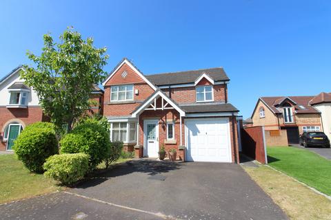 4 bedroom detached house for sale, Towbreck Gardens, Poulton-Le-Fylde FY6