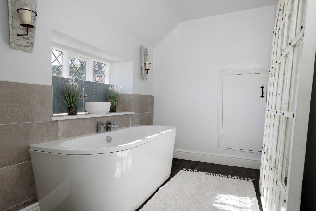 Ensuite Bath