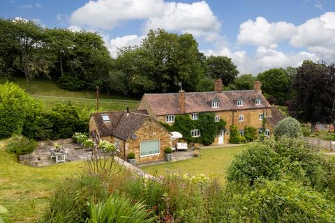 Campden Hill House Campden Hill, Ilmington, Shipston-on-stour, CV36 4JF