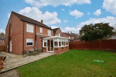 4 bedroom detached house for sale, Halifax Close, Full Sutton, York