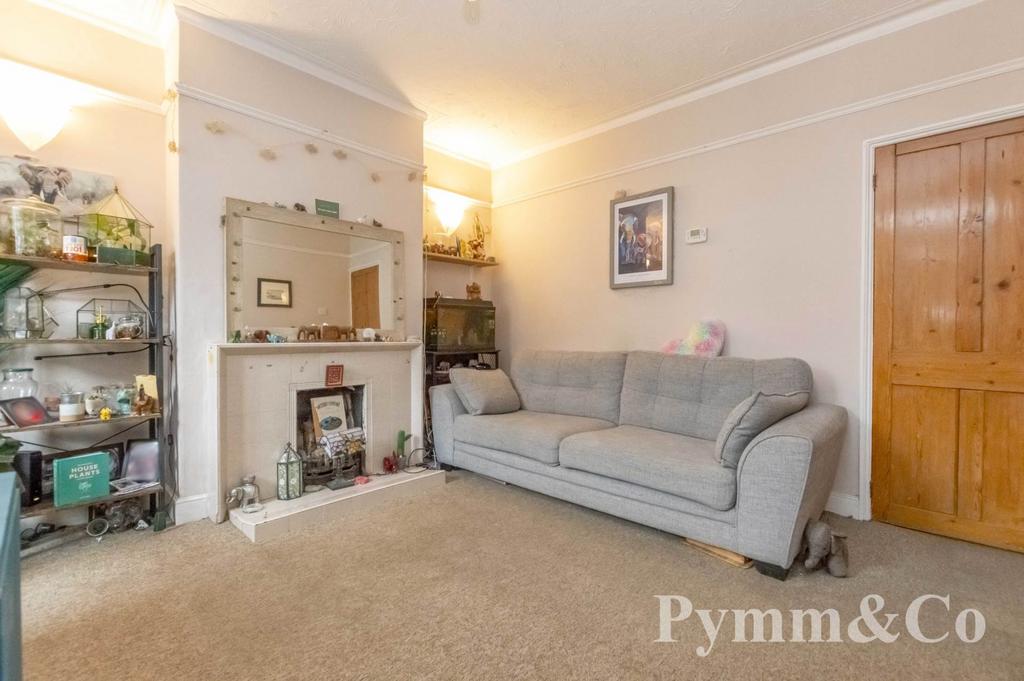 Beaconsfield Road, Norwich NR3 3 bed terraced house for sale £240,000