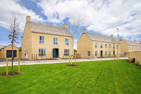 4 bedroom semi-detached house for sale, Cirencester, Gloucestershire, GL7