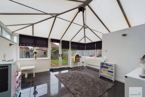 12 Godber Road, Hucknall, Nottingham, NG15 6HL