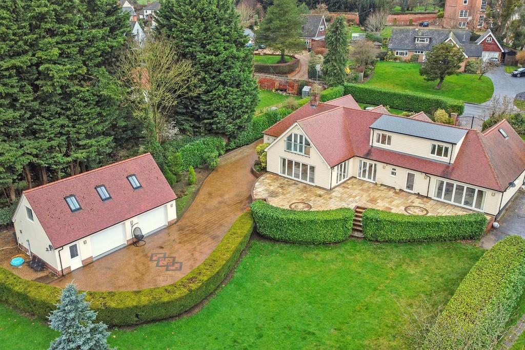 Rectory Road, Halstead CO9 4 bed detached house for sale £1,000,000