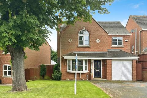 4 bedroom detached house for sale, Oak Close, Swadlincote DE11