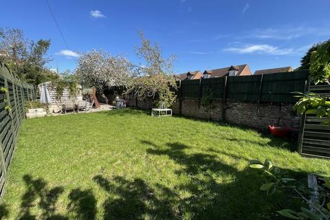 92 Norwich Road, Claydon, Ipswich, IP6 0DG