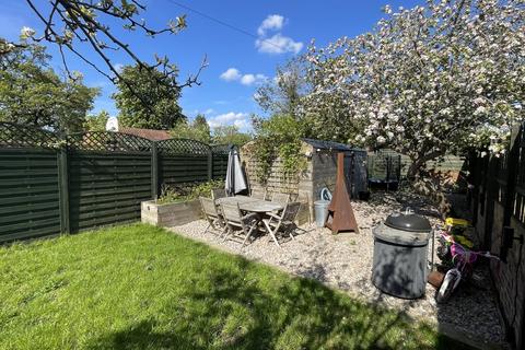 92 Norwich Road, Claydon, Ipswich, IP6 0DG