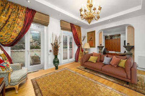 3 bedroom apartment for sale, Bramham Gardens, South Kensington SW5