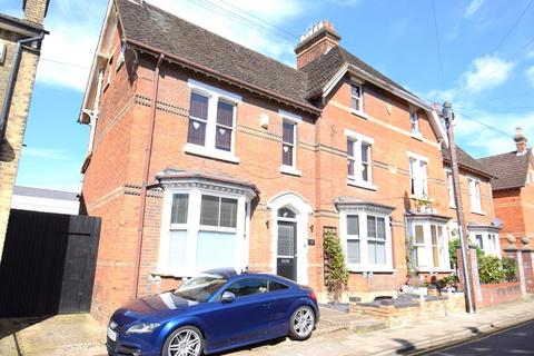 4 bedroom semi-detached house for sale, Adelaide Square, Bedford MK40