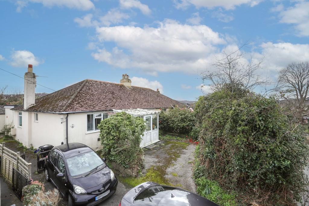 Golvers Hill Road, Kingsteignton 2 bed semidetached bungalow for sale