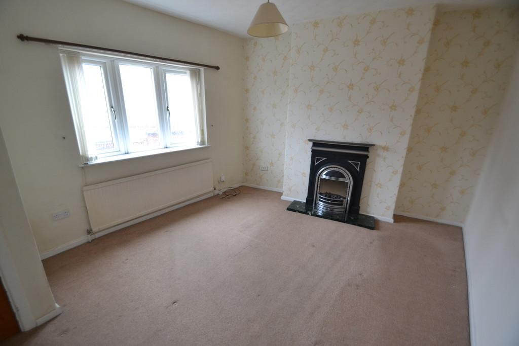 Doncaster Road, South Elmsall 3 bed terraced house for sale £120,000