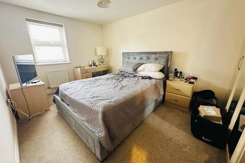 2 bedroom apartment for sale, Weavers Court, Chorley PR7
