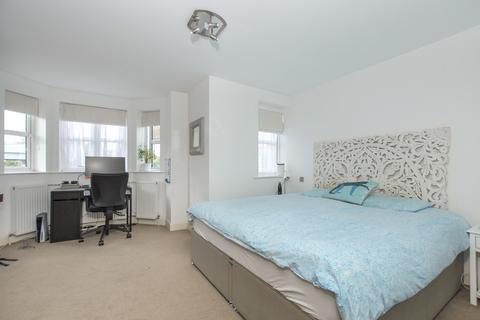 2 bedroom apartment to rent - Twinlock Court, Harrow HA1
