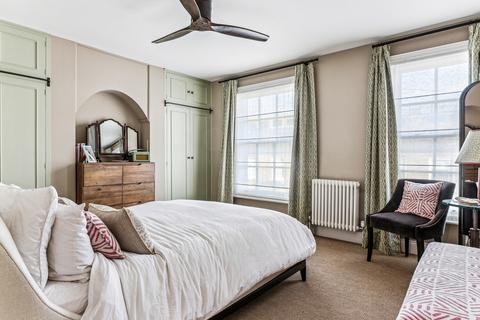 4 bedroom terraced house to rent - Lillian Road, Barnes, London