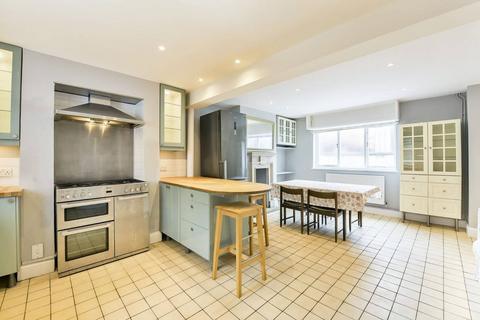 2 bedroom house to rent - Cambria Road, Denmark Hill, London, SE5