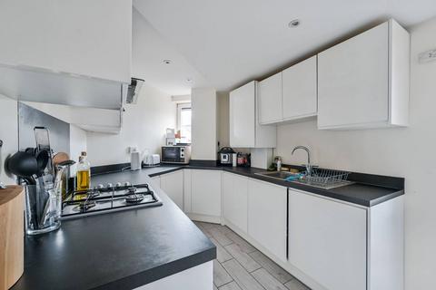 2 bedroom flat for sale, Brunswick House, New Goulston Street, City, London, E1