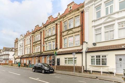 3 bedroom flat for sale, Grenfell Road, Mitcham, CR4