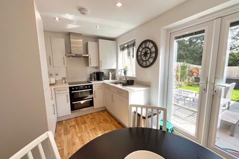 2 bedroom semi-detached house for sale, 33 Ffordd Llanbedr, Pontyclun, CF72 4AF