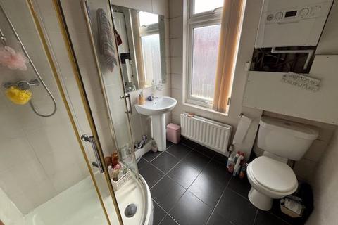 18 Pearson Terrace, Leeds, LS6 1HZ