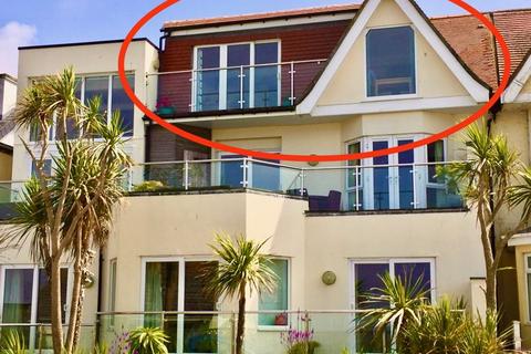 2 bedroom apartment for sale, Pentire Avenue, Newquay TR7