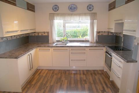 21 Cresswells, Corsham, SN13 9NJ