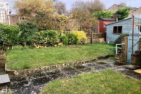 21 Cresswells, Corsham, SN13 9NJ