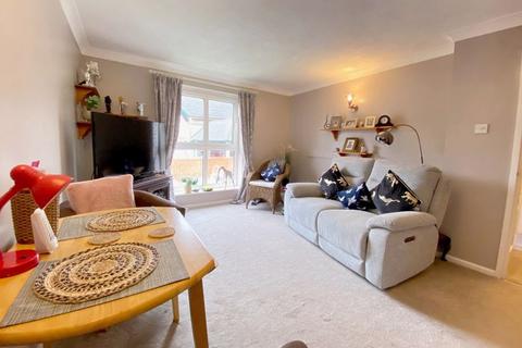 1 bedroom apartment for sale, Regal Court, Warminster