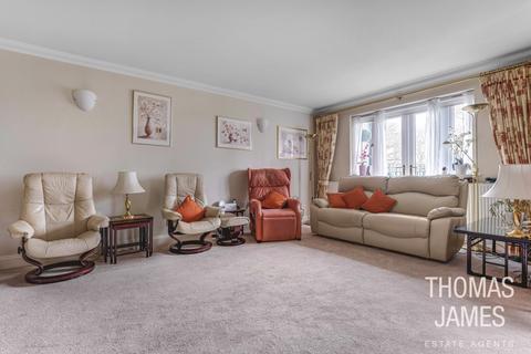2 bedroom apartment for sale, Willowcroft Lodge, Palmers Green, N13