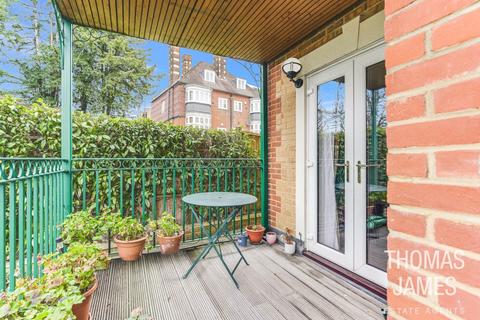 Flat 1, Willowcroft Lodge, 127 Aldermans Hill, London, N13 4QB