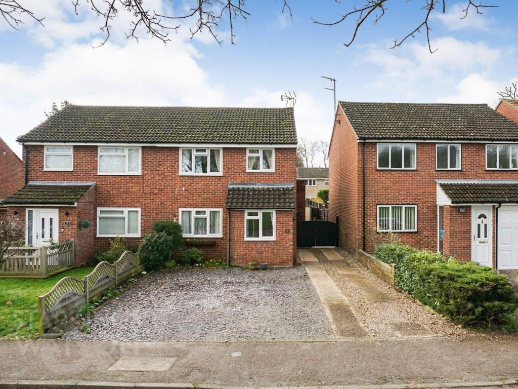 Tennyson Way, Thetford 3 bed semidetached house for sale £260,000