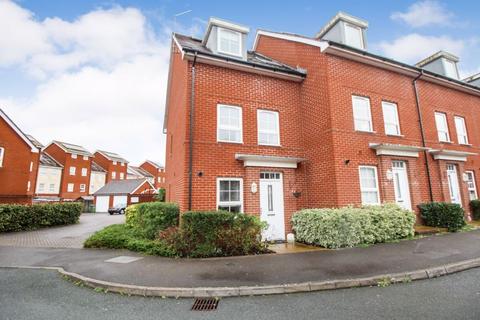 3 bedroom end of terrace house for sale, Wellstead Way, Hedge End