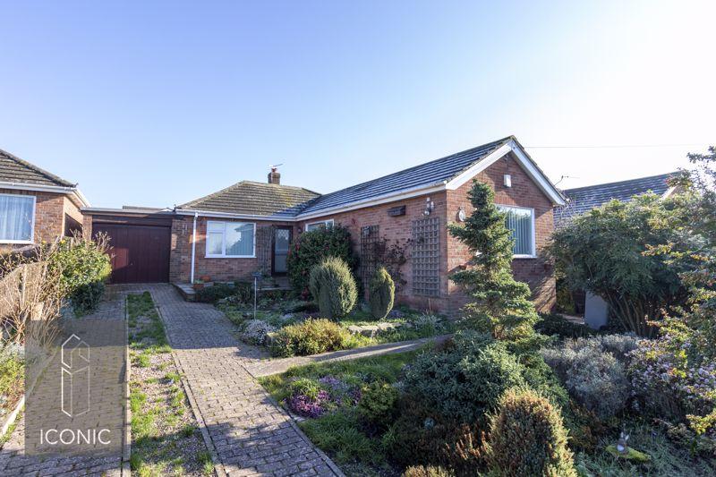 Victoria Road, Taverham, Norwich 2 bed detached bungalow for sale £