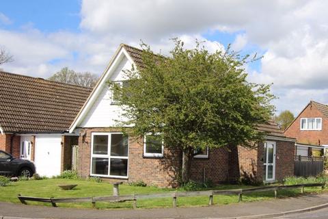 3 bedroom detached house for sale, Saltwood